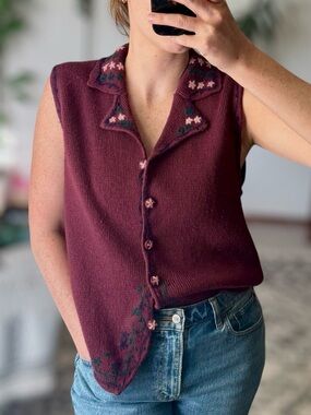 Christopher & Banks Plum Knit Floral Sweater Vest - Women's Size Large